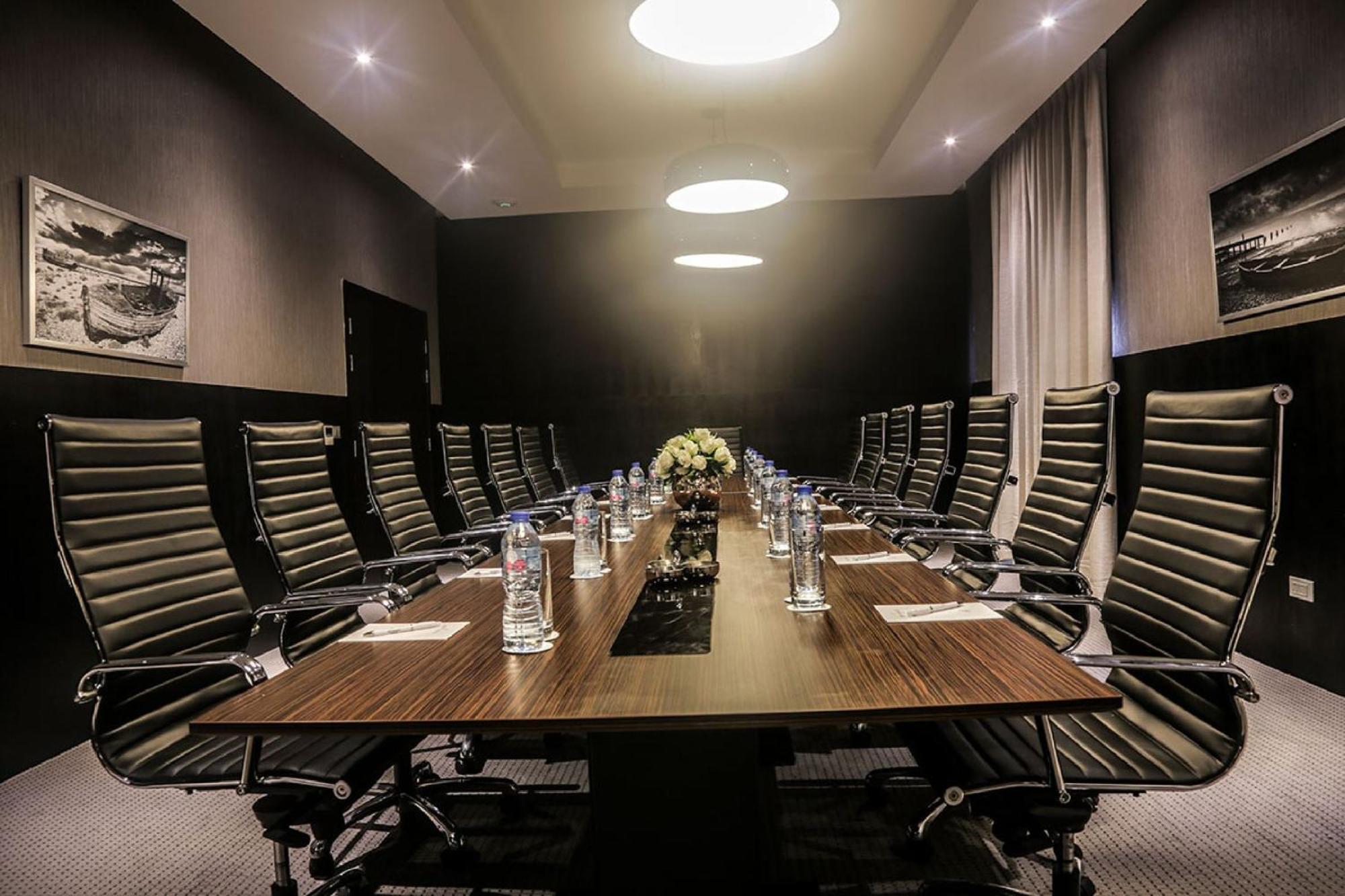 Room In Lodge - The Providence Hotel By Mantis Ikeja Exterior foto